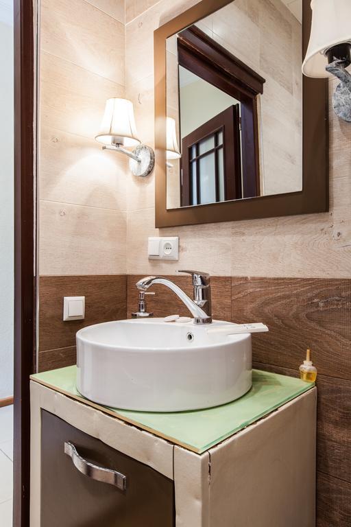 Sweet Home Apartment Тбілісі Номер фото