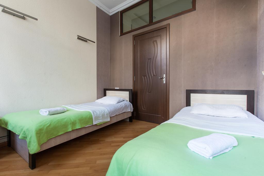 Sweet Home Apartment Тбілісі Номер фото