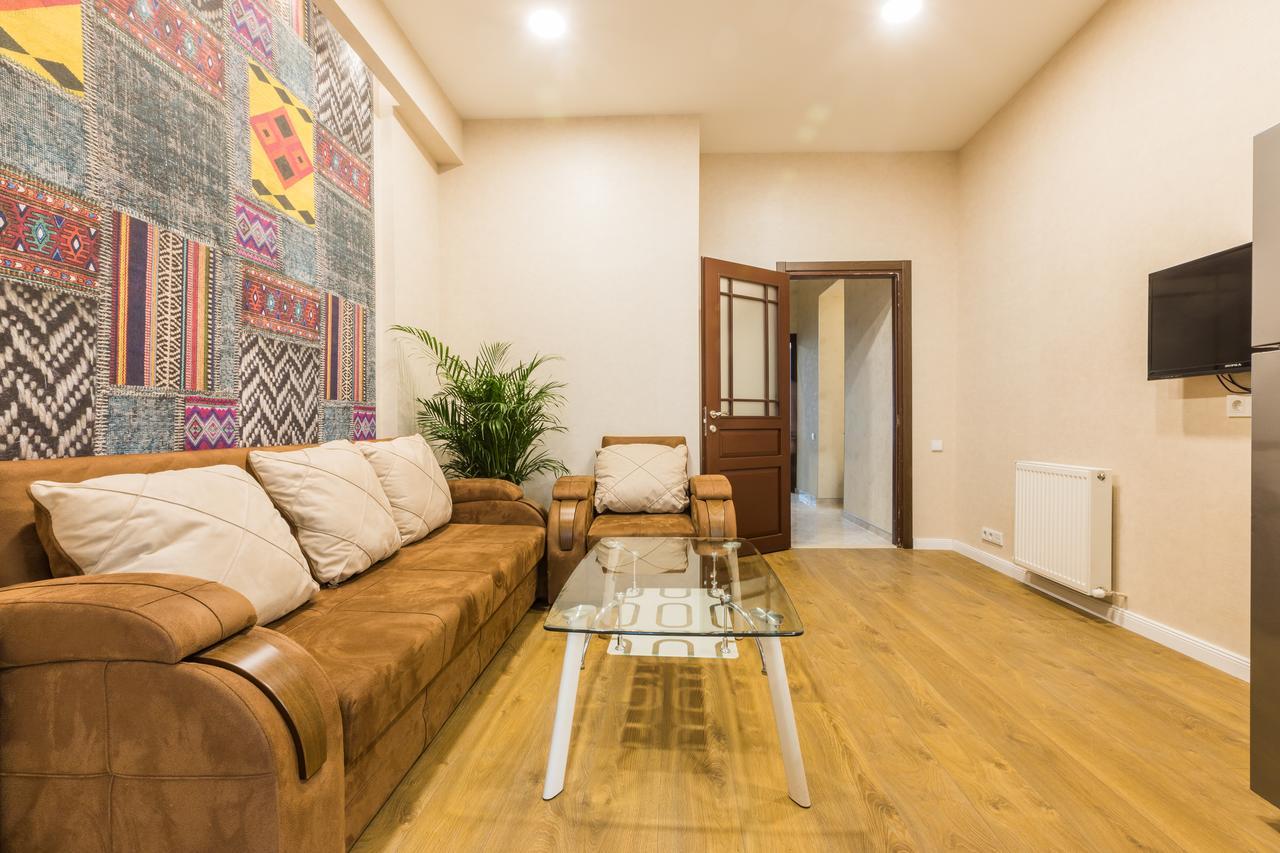 Sweet Home Apartment Тбілісі Екстер'єр фото